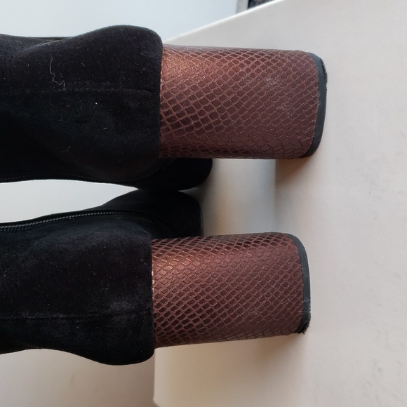 BCBG Ankle Black Velvet Boots - Picture 2 of 10